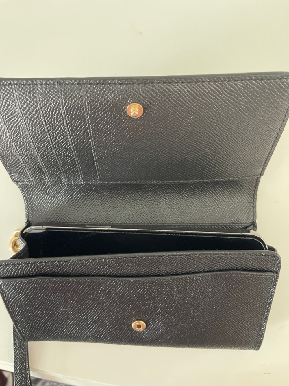 Coach F30205 Crossgrain phone flap wristlet wallet black new - Picture 7 of 7